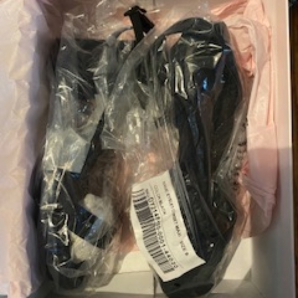 Iris Dress Sandals Black Size 8.5 - Picture 3 of 6